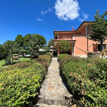 Belvilla By Oyo Otto A Villa Loro Ciuffenna
