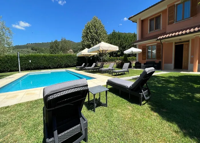 ヴィラ In Tuscany With Pool ローロ・チュッフェンナ