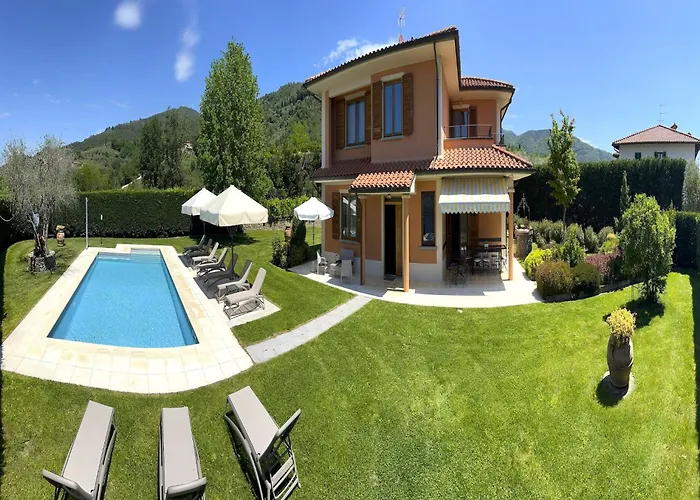 In Tuscany With Pool * ローロ・チュッフェンナ