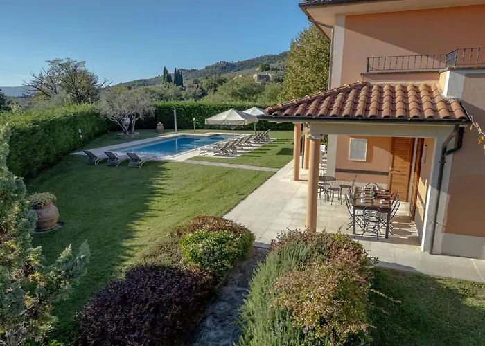 In Tuscany With Pool ヴィラ