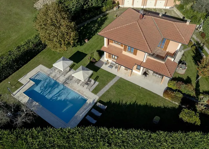 ヴィラ In Tuscany With Pool